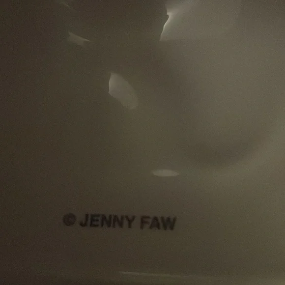 JENNY FAW CATS & DOGS TISSUE HOLDER - Picture 5 of 6